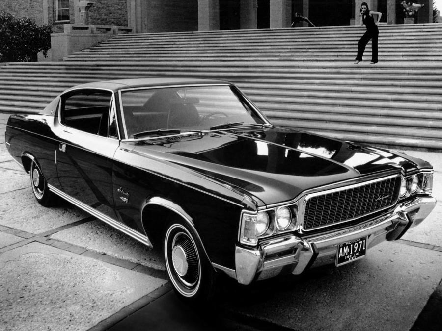  AMC Ambassador 401 Hardtop Coupe 1971 года  (фото 1 из 1)